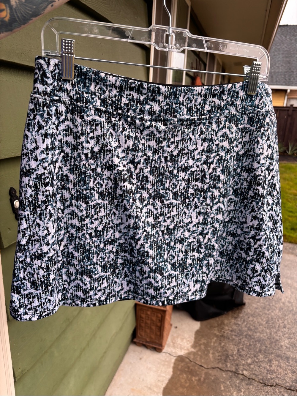 Tranquility Skort size Medium
